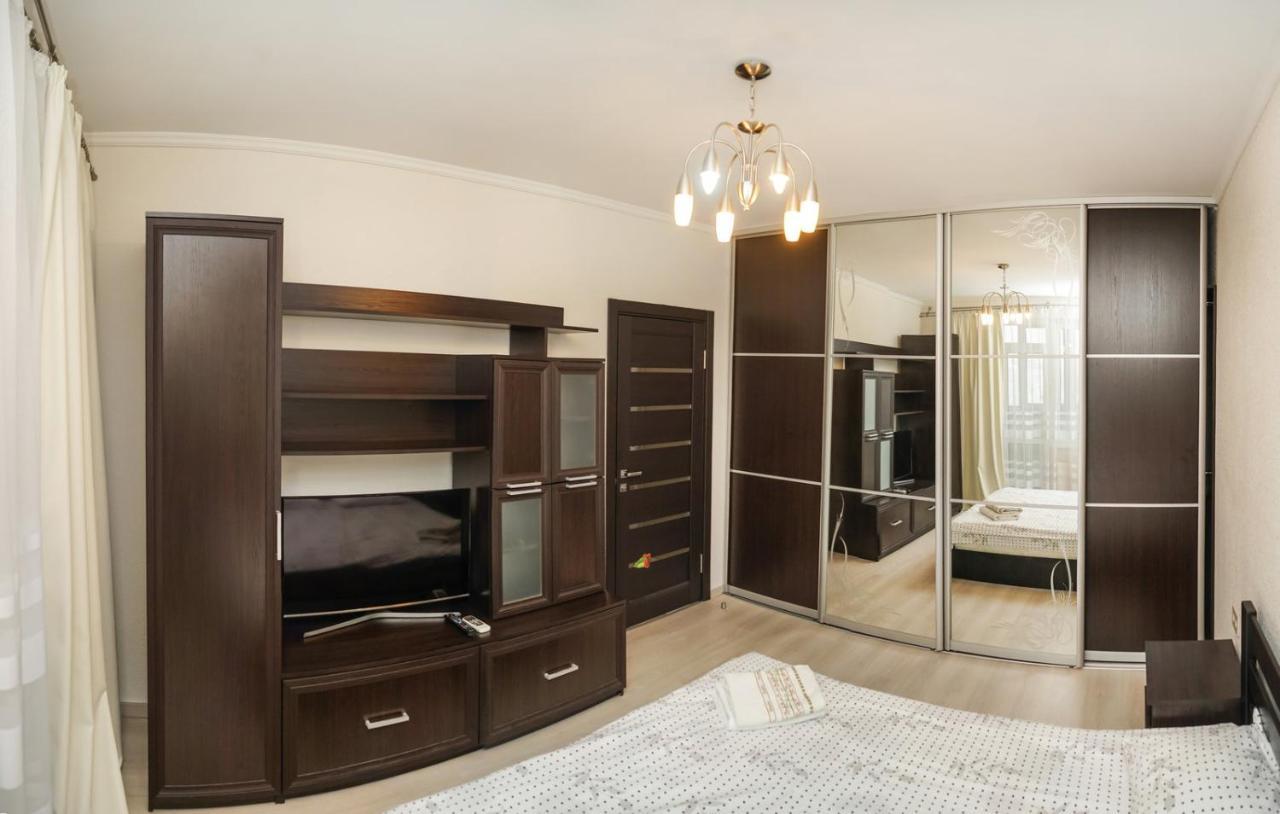Kyiv Apartment On Chornovola 27 Exterior photo